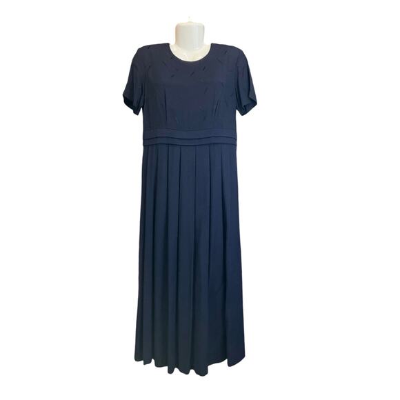 JUST IN THYME LTD Dresses & Skirts - Just in Thyme Women's Navy Embroidered Pleated Short Sleeve Back Zip Dress Sz 8